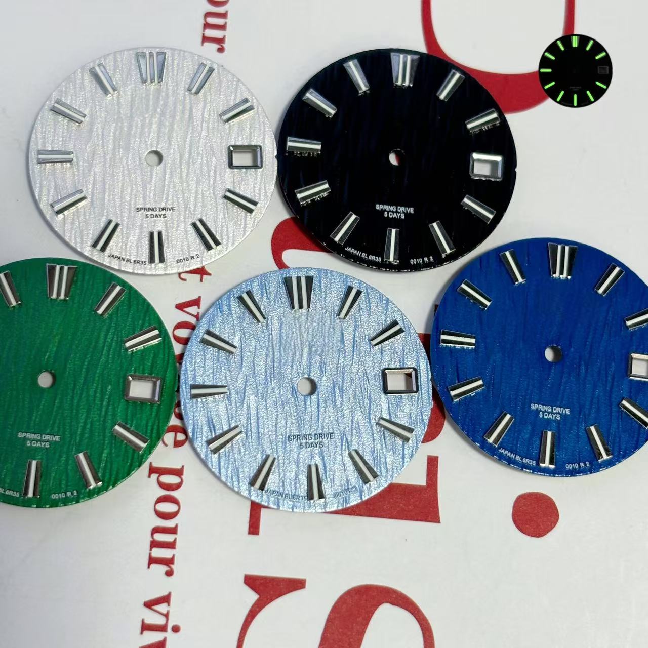 28.5mm Yeşil Işıklı Takvimli M - Reel Case incelemesi ve fiyatı
